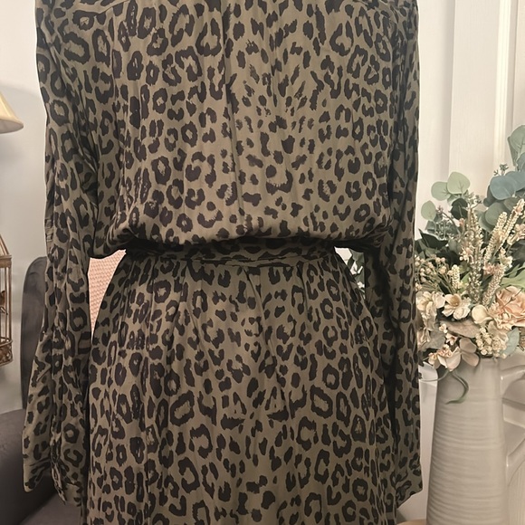 Lucky Brand Cheetah Print Button up Dress w/ Tie - Picture 9 of 9